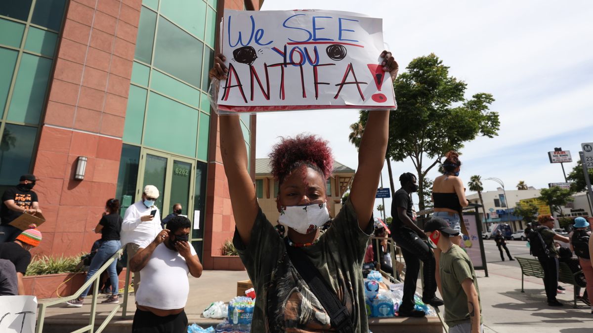 Kde se vzala Antifa? O teroristy nejde
